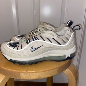 Nike air max. Women’s size 7